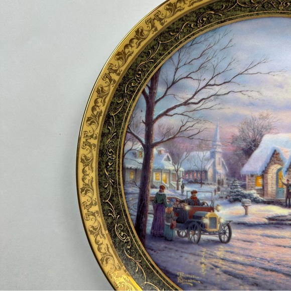 Thomas Kinkade Mrmories of Christmas /Cherished Christmas Memories Plate - Picture 7 of 9